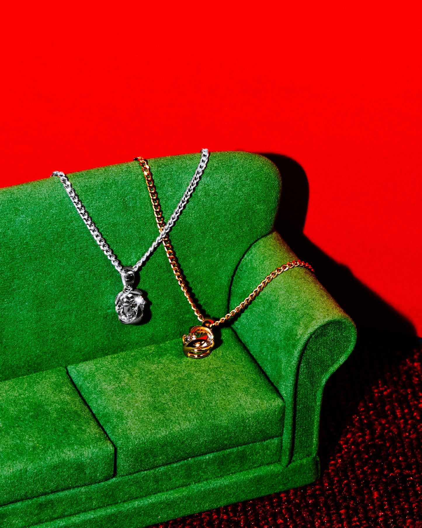S PRONG NECKLACE